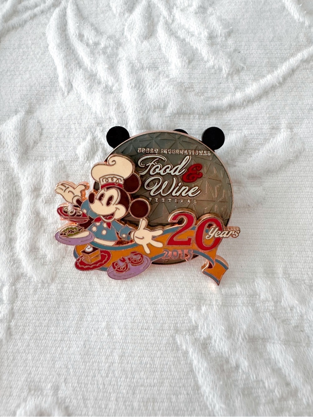 disney pin 2015 epcot food + wine festival 20th anniversary limited mickey